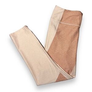 Outdoor Voices Women’s 3/4 Warmup Leggings Pink Size Medium